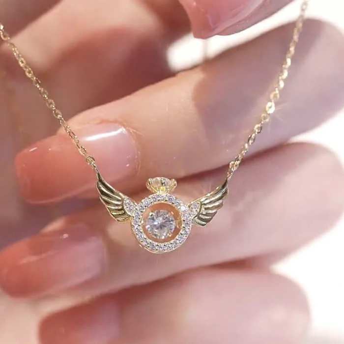 Collier Ailes d'Ange.Un éclat de lumière avec votre douceur - Image 4