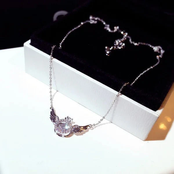 Collier Ailes d'Ange.Un éclat de lumière avec votre douceur - Image 7