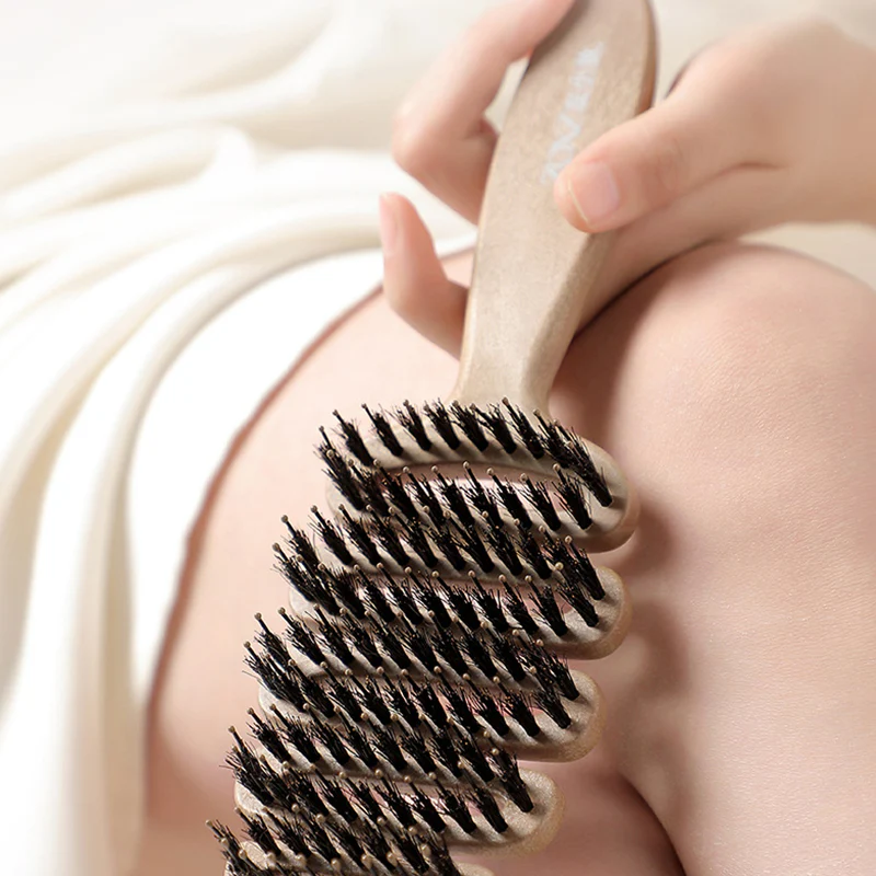 Brosse à cheveux en poils de sanglier avec design incurvé - Image 7