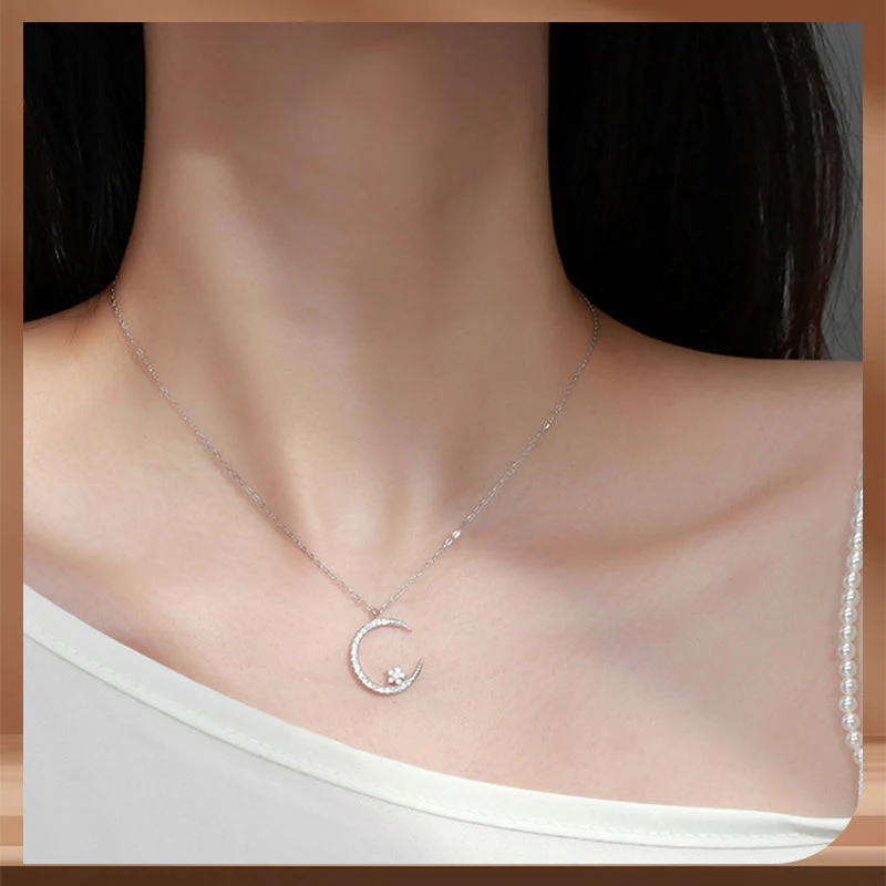 Collier Étincelant avec Pendentif d'Étoile et de Lune - Image 4