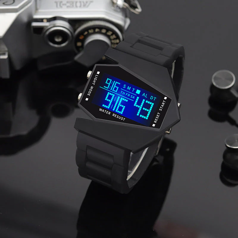 📢📢50 % de réduction !! ⏰ Montre Pilote LED Créative – Style Futuriste, Affichage Lumineux & Parfaite pour Cadeau Trendy 2026 ✨