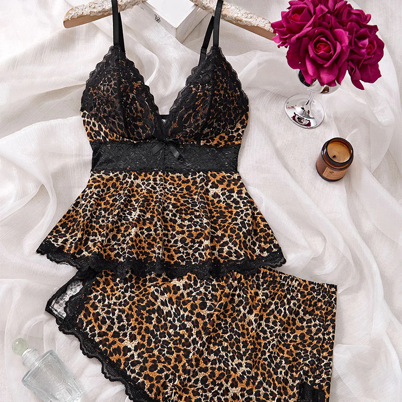 📢🌸👚Offre spéciale d'une durée limitée 63% de réduction💕 Ensemble de vêtements de nuit caraco et short à col en V avec bordure en dentelle - Image 12