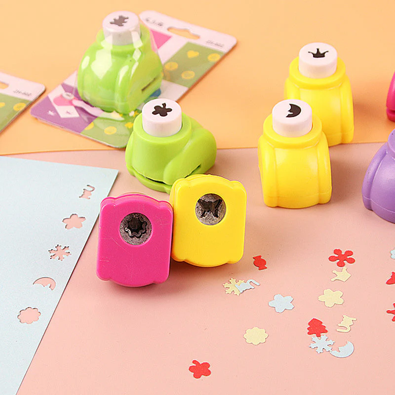 📢📢50 % de réduction !! ⏰ Perforatrice DIY Loisirs Créatifs Enfant - Crée des Formes Mignonnes (Cœurs/Étoiles/Flocons) pour Scrapbooking et Cartes 🎁📏 - Image 4