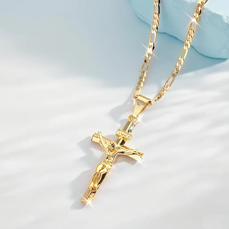 ✝️ 60% DE RÉDUCTION ! ✨ Collier Crucifix en Or – Motif INRI Détaillé, Chaîne Figaro Ajustable & Finition Éclatante 💛 - Image 5
