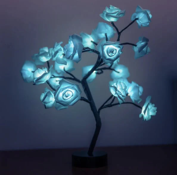 📢📢50 % de réduction !! ⏰🌹✨Veilleuse arbre avec motif fleur de rose, lampe de table alimentée par USB - Image 10