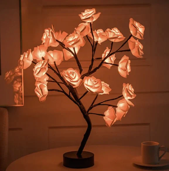 📢📢50 % de réduction !! ⏰🌹✨Veilleuse arbre avec motif fleur de rose, lampe de table alimentée par USB - Image 5