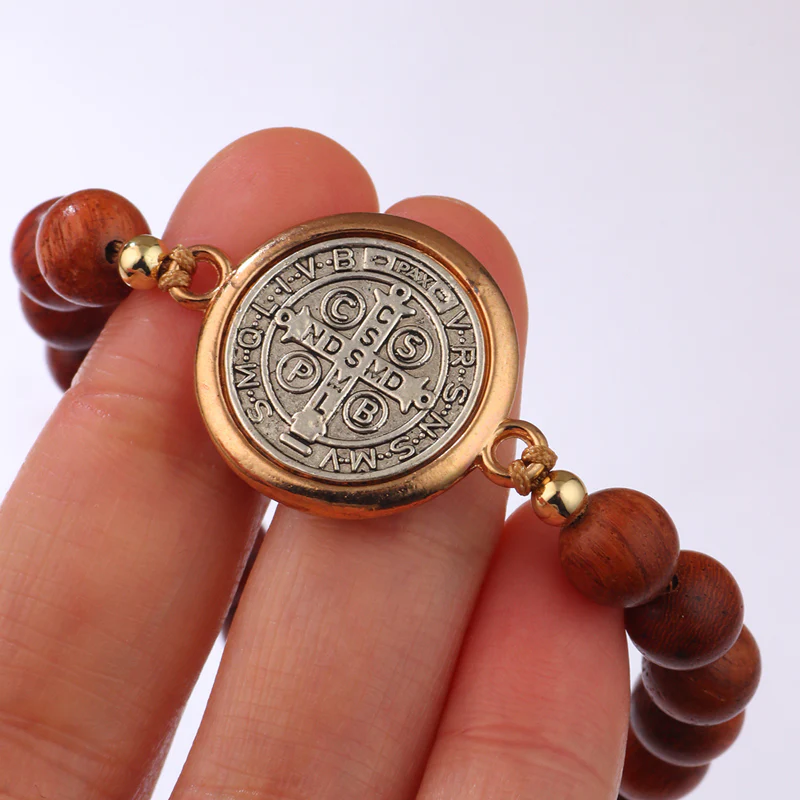 📢📢50 % de réduction !! ⏰🛡️Le compagnon d'un gardien✨Bracelet Saint-Benoît en perles de bois naturel🎁Ajustable, convient aux hommes et aux femmes - Image 8