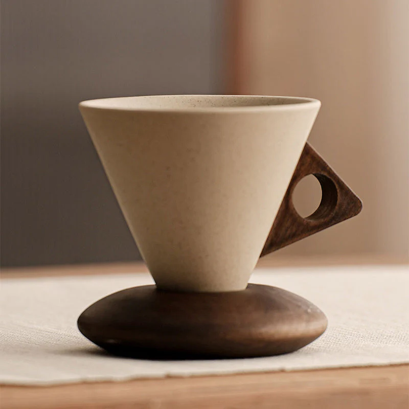 Tasse à café vintage avec anse en bois et soucoupe - Image 5