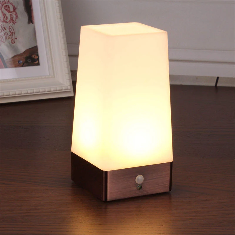 📢📢60 % DE RÉDUCTION !!! ✨Lampe de table LED avec détecteur de mouvement sans fil - Image 8