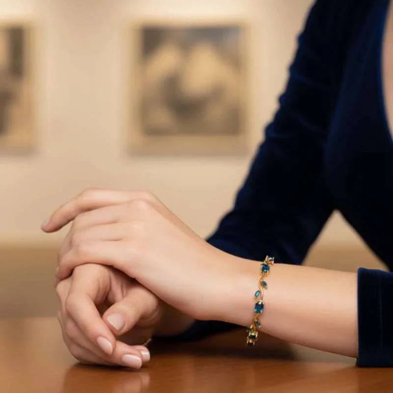 đ„Grande venteđ„Bracelet Ă breloques dĂ©licat en forme de feuille pour femme - Image 3
